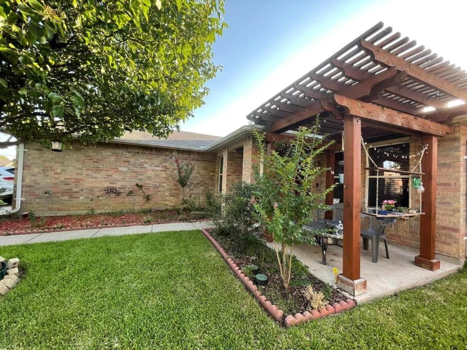 Private Room In Dallas Exterior photo